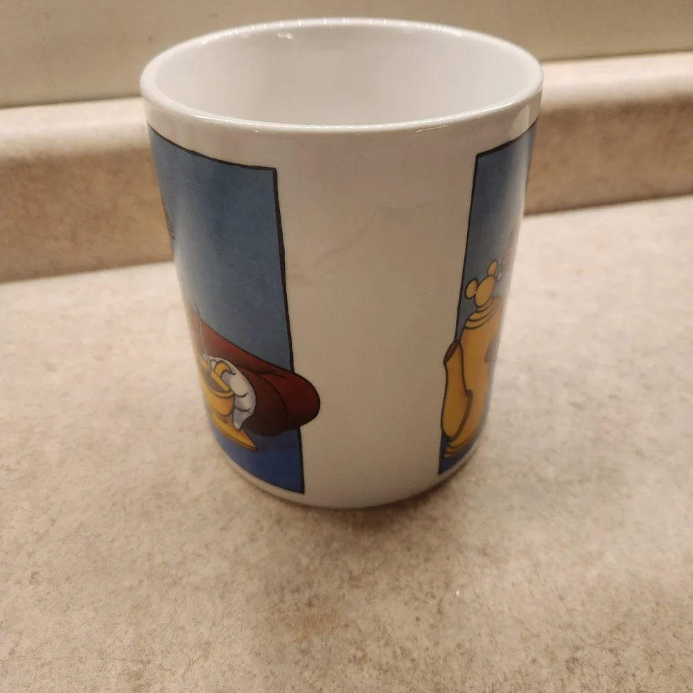 Vintage Minnie Disney White Ceramic Oversized Mug - Picture 3 of 8
